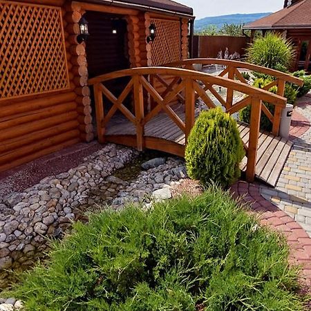 Візит Hotell Bushtyno Exteriör bild