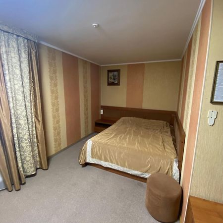 Візит Hotell Bushtyno Exteriör bild