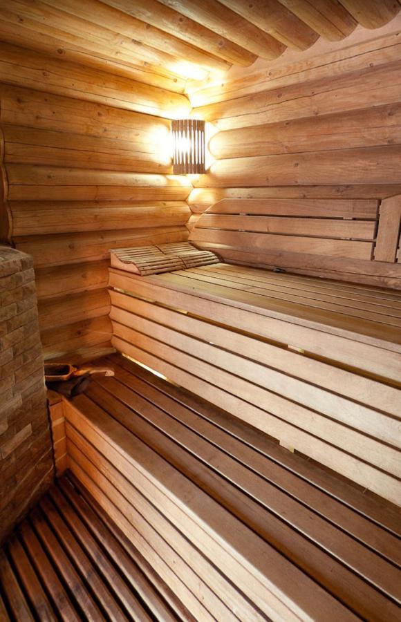 Візит Hotell Bushtyno Exteriör bild