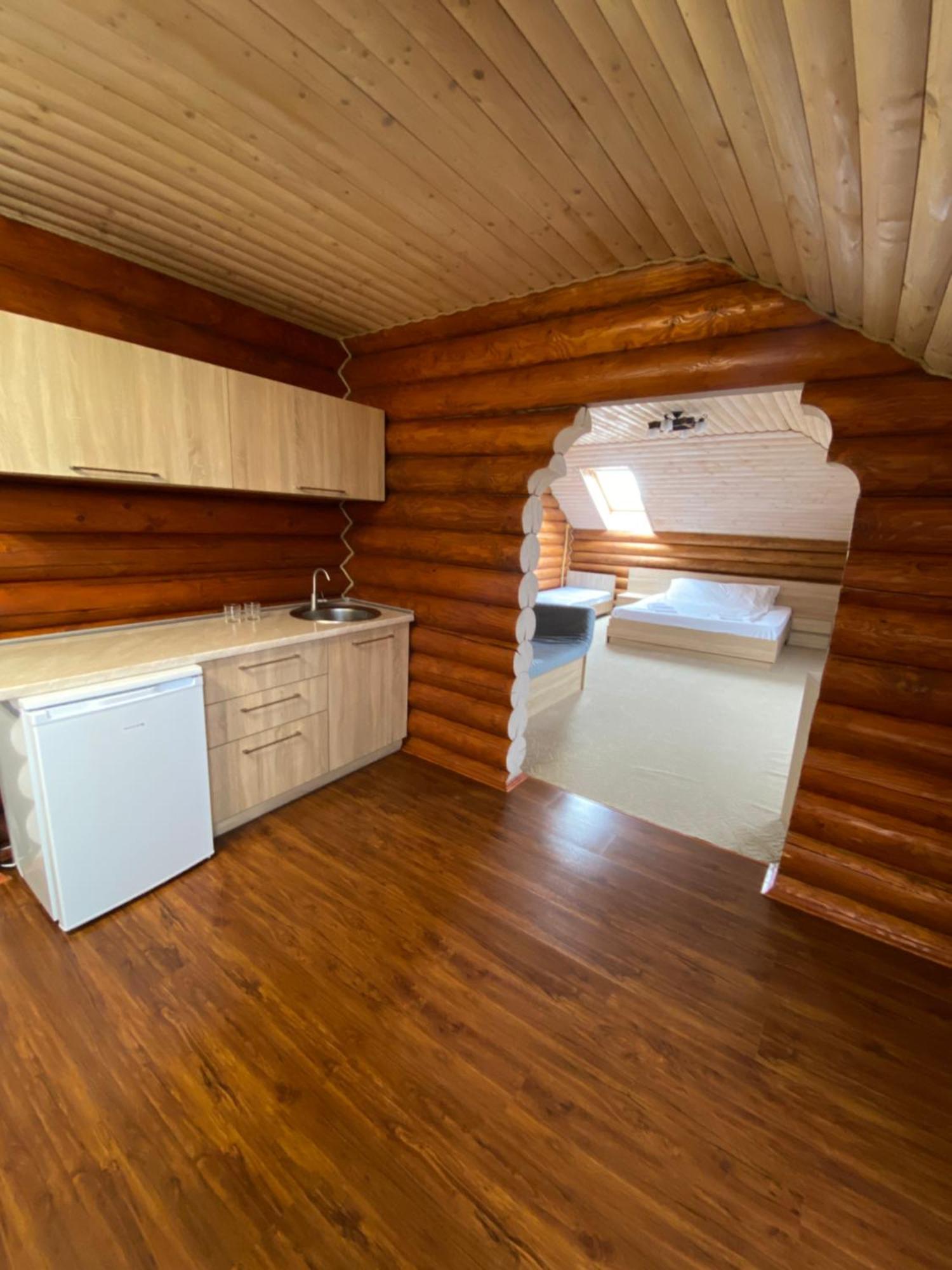 Візит Hotell Bushtyno Exteriör bild