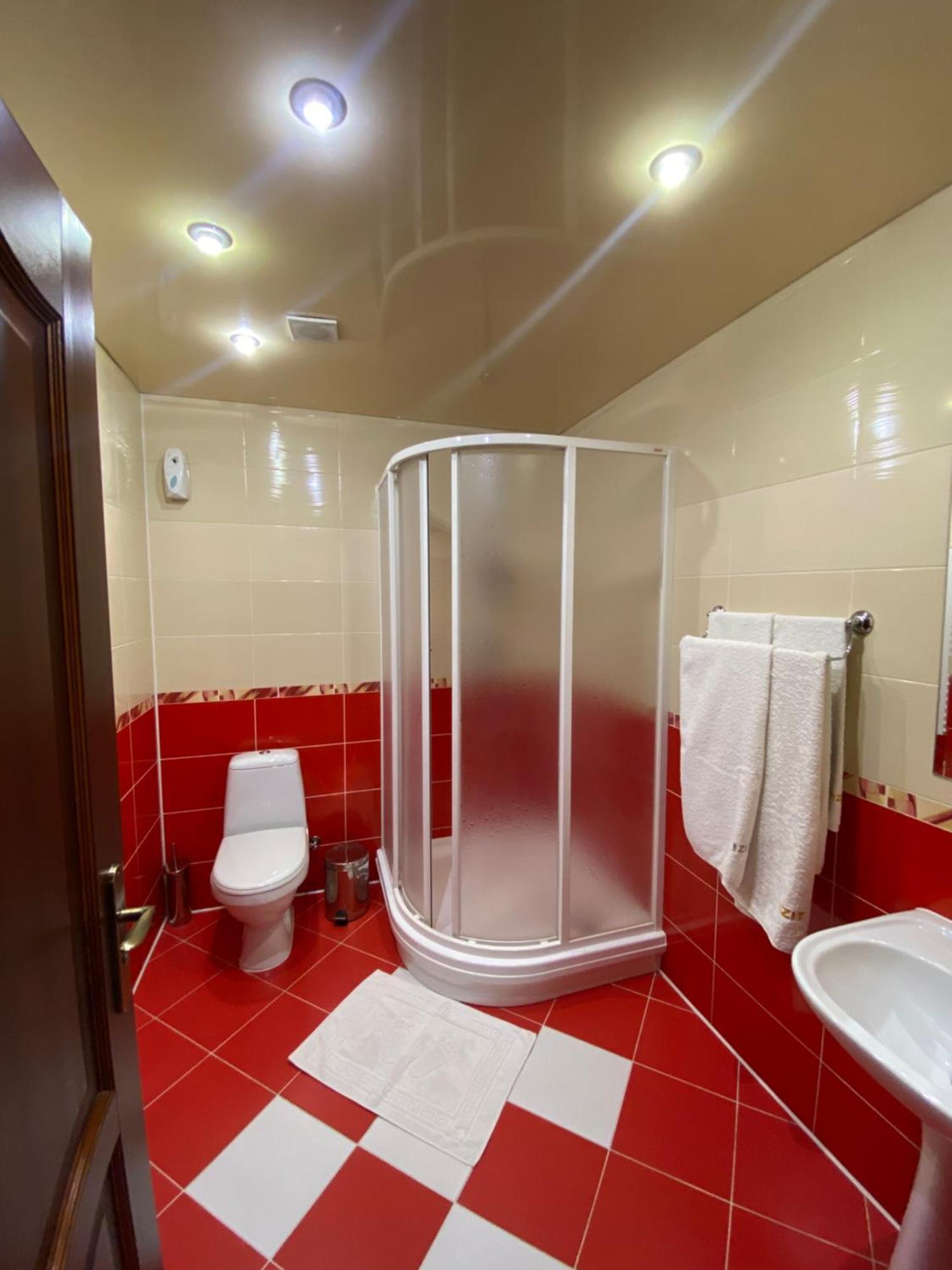 Візит Hotell Bushtyno Exteriör bild