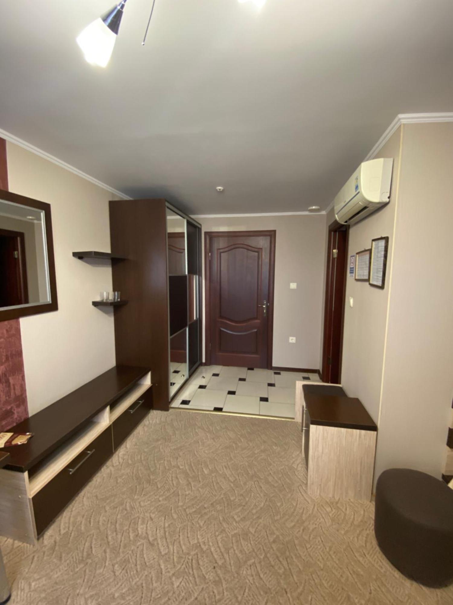 Візит Hotell Bushtyno Exteriör bild