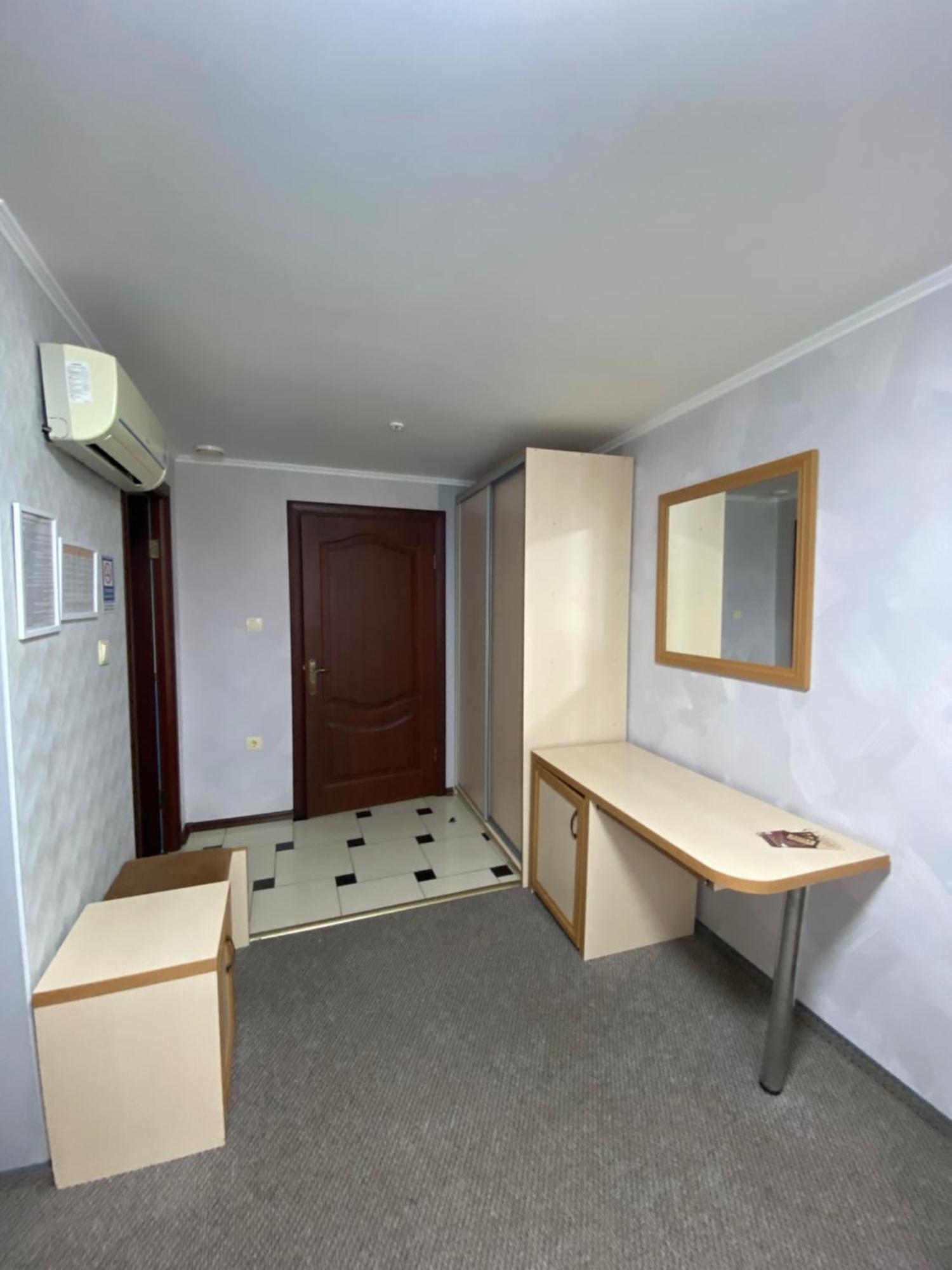 Візит Hotell Bushtyno Exteriör bild