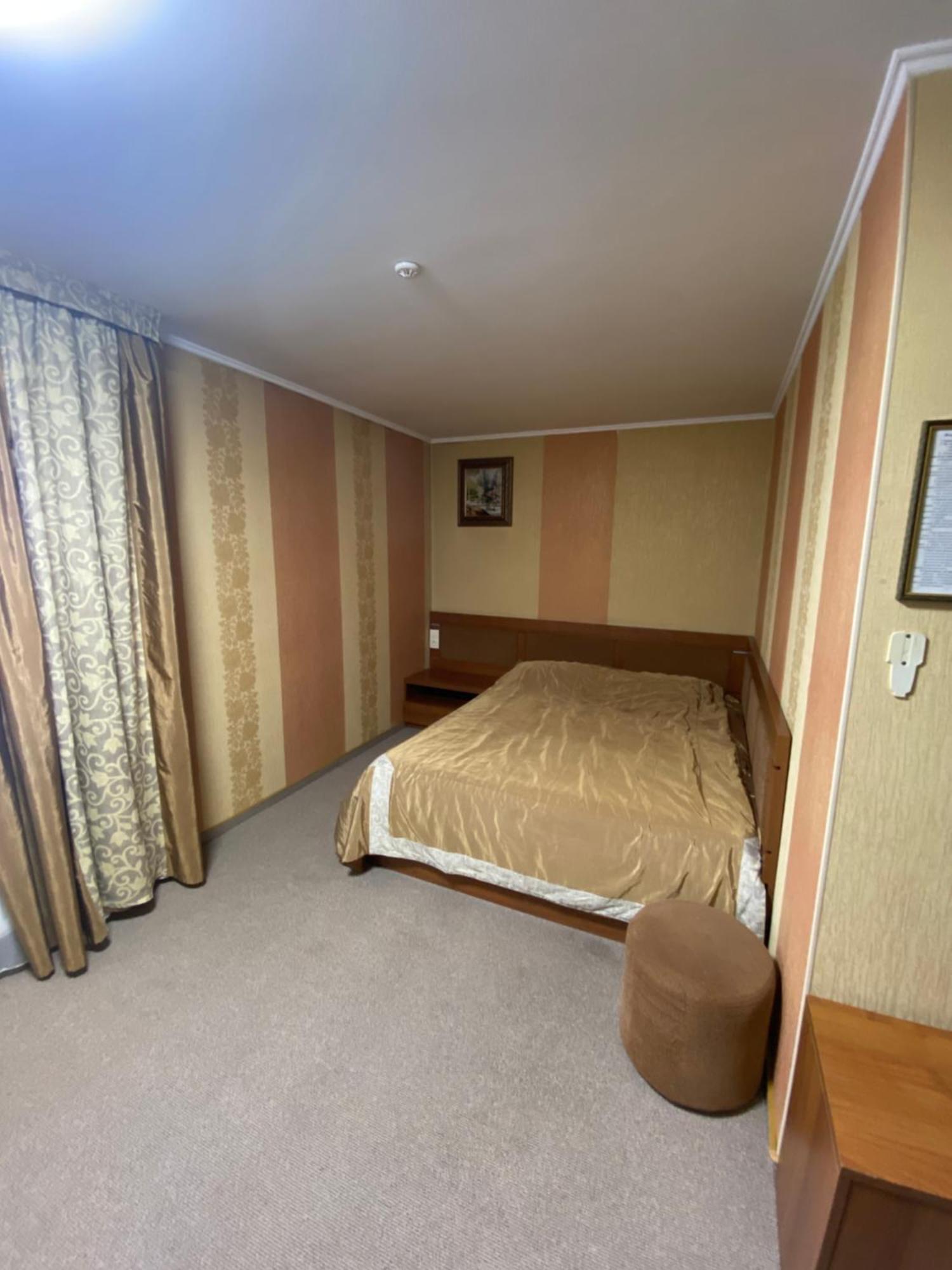 Візит Hotell Bushtyno Exteriör bild